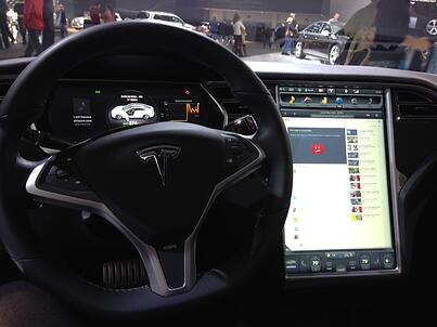 tesla dash one big screen